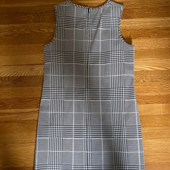 Theory size 6 herringbone dress - Picture 3 of 4